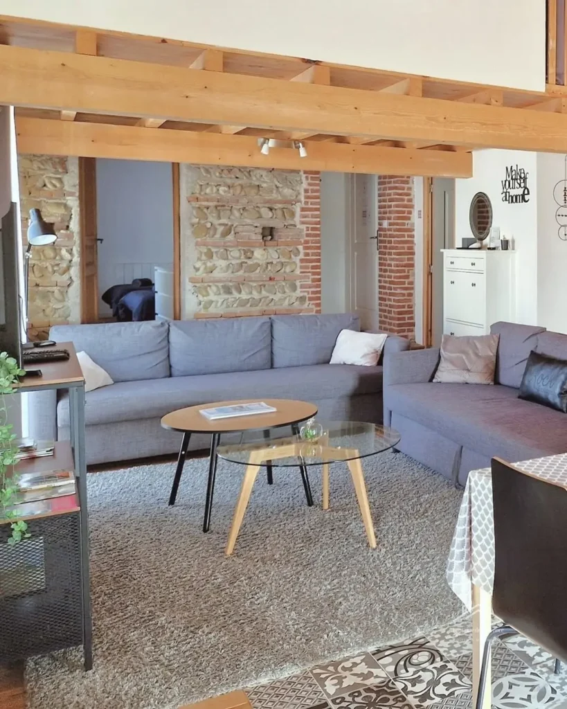 Les Jouvencelles gîte climatisé avec piscine proche Pérouges